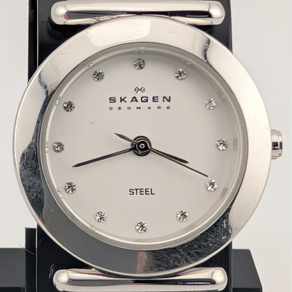 Skagen Denmark Nicoline Crystal Marker Dial Mesh Bracelet‎ Minimalist Watch SS